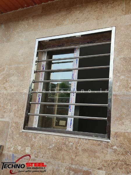 حفاظ پنجره با قاب استیل